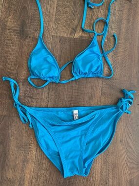 Becca swim turquoise bikini set small